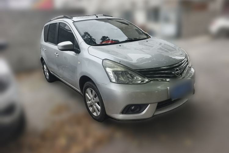 Used Nissan Livina 2013 1.6XE Manual Comfort Edition