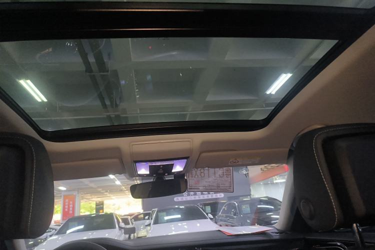 Used Volkswagen Passat 2025 Premium Version 380TSI Dragon Edition
