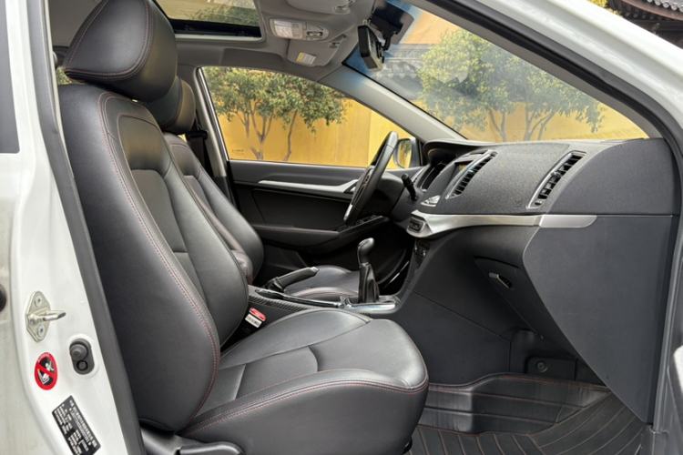 Used Geely Auto Vision 2016 1.5L Manual Happiness Edition Right Front Seat