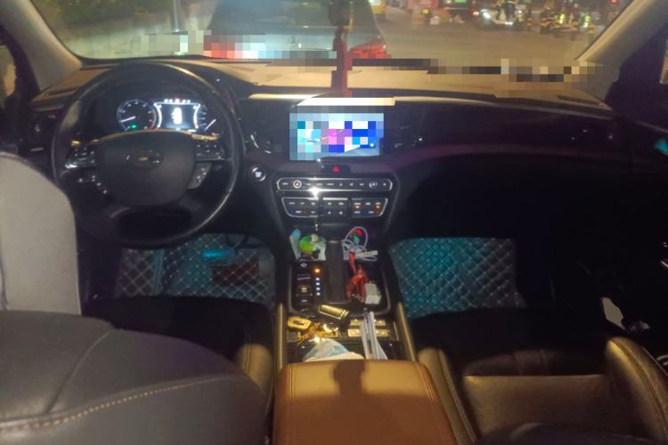 Used GAC Trumpchi GS8 2017 320T Two-Wheel Drive Luxury Smart Connectivity Version (7 Seats)