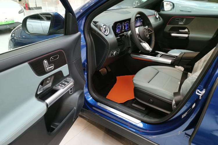 Used Mercedes-Benz EQA 2025 EQA 260
