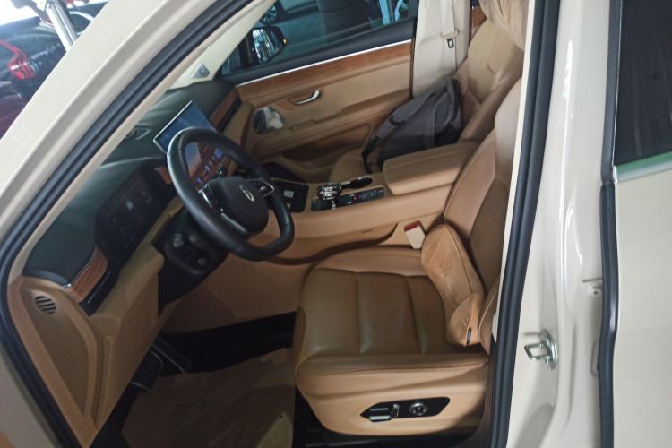 Used Hima AITO M5 2022 Pure Electric All-Wheel-Drive Performance Edition Left Front Seat