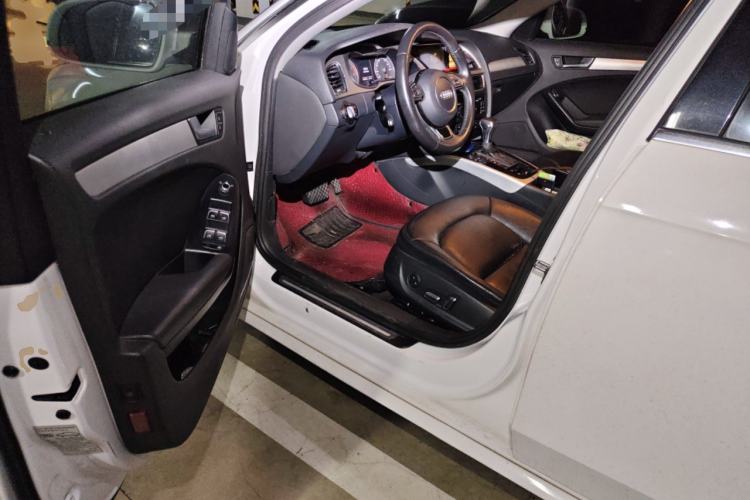 Used Audi A4L 2013 35 TFSI Automatic Standard Model Driver Seat