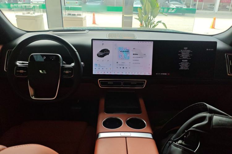 Used Li Auto L8 2023 Max model
