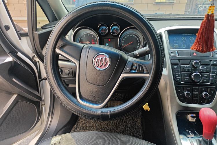 Used Buick GT 2013 XT 1.6L Automatic Fashion Edition