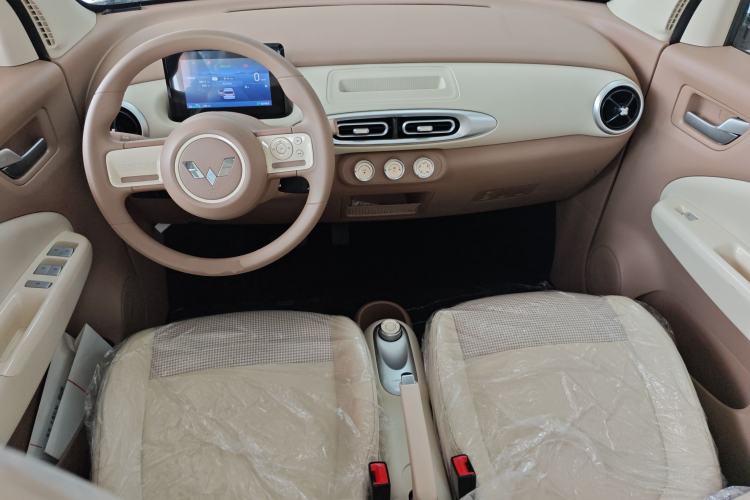 Used Wuling Hongguang MINIEV 2025 Four-Door Version Advanced Edition
