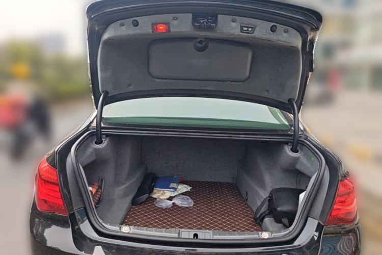 Used BMW 7 Series 2013 740Li Leading Model
