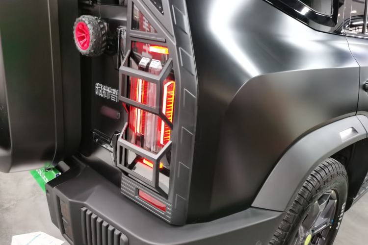 Used JETOUR Traveler 2023 2.0T All-Wheel Drive CrossPRO+
