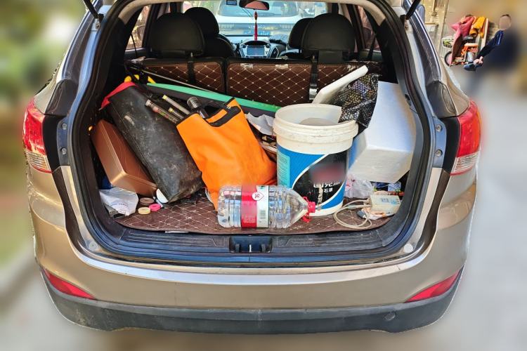 Used Hyundai ix35 2012 2.0L Manual Two-Wheel Drive New Edition GL Trunk