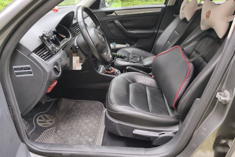 Used Volkswagen Bora 2013 1.6L Automatic Comfort Model Left Front Seat