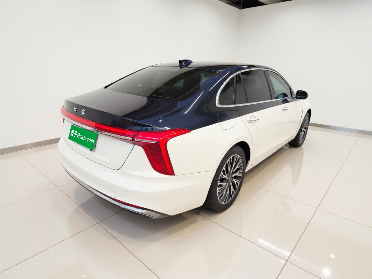 Hongqi H5 2023 2.0T Automatic Smart Connect Flagship Edition - Chinese Trim Chang — снимка 4