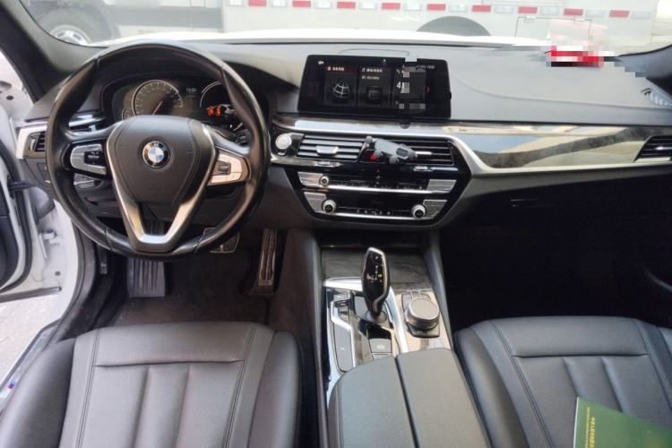 Used BMW 5 Series 2018 525Li M Sport Package
