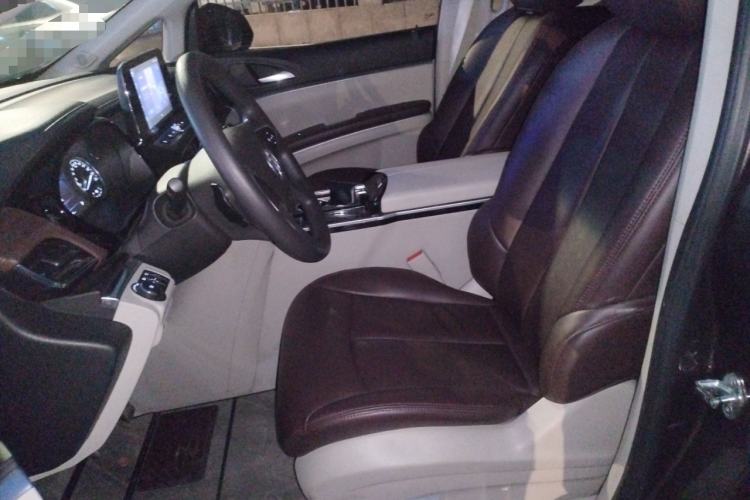 Used Buick GL8 2021 Land Cruiser Executive Class 652T Comfort Model