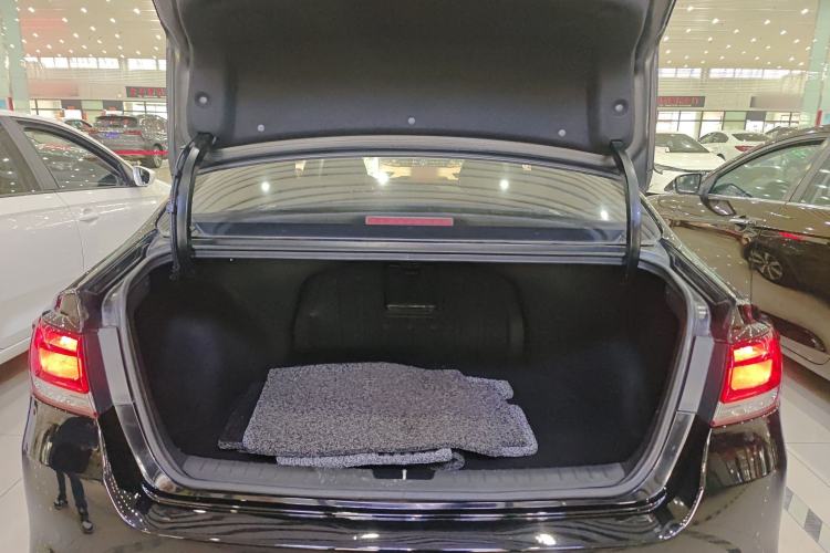 Used Kia K4 2017 1.6T Automatic T-DLX Turbo Trunk