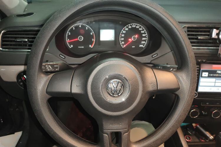 Used Volkswagen Sagitar 2012 1.6L Automatic Comfort Edition
