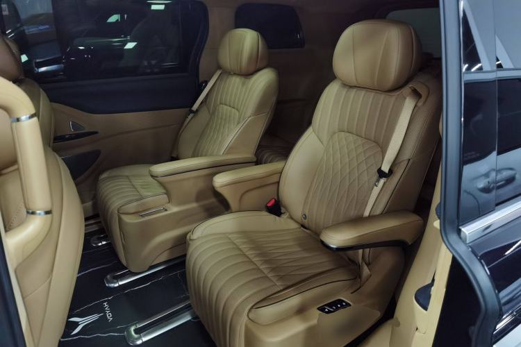 Used VOYAH Dream 2024 PHEV Ultra-Long Range Flagship Edition
