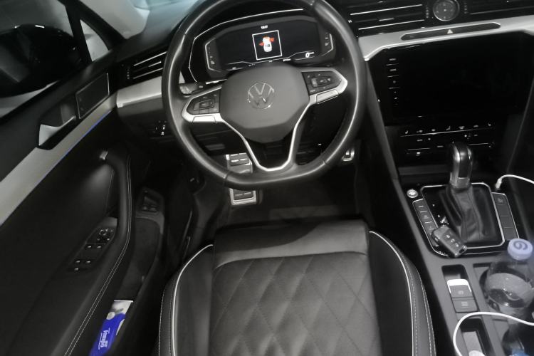 Used Volkswagen Magotan GTE Plug-in Hybrid 2022 GTE Luxury Model