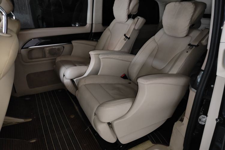 Used Mercedes-Benz V-Class 2016 V 260 L Prestige Extended Edition