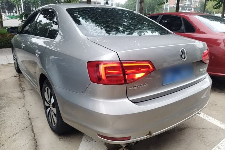 Used Volkswagen Sagitar 2017 230TSI Automatic Comfort Version