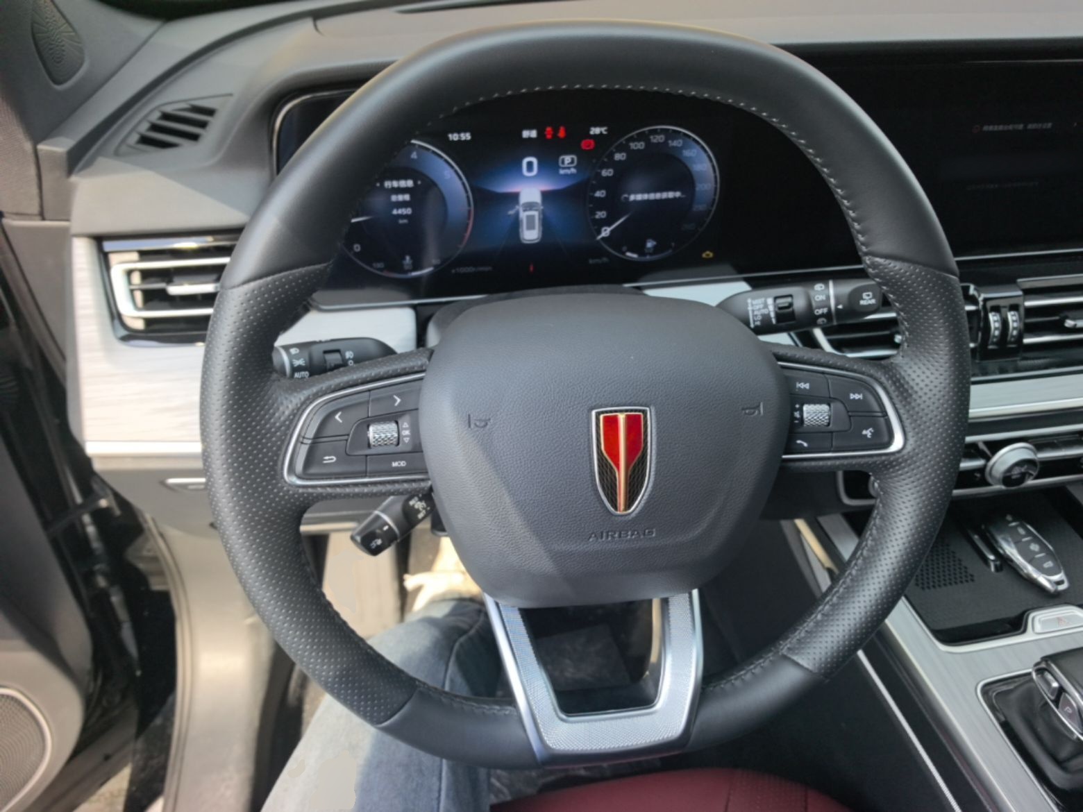 Hongqi HS5 2025 2.0T All-Wheel-Drive Xuan Ying Version — снимка 13