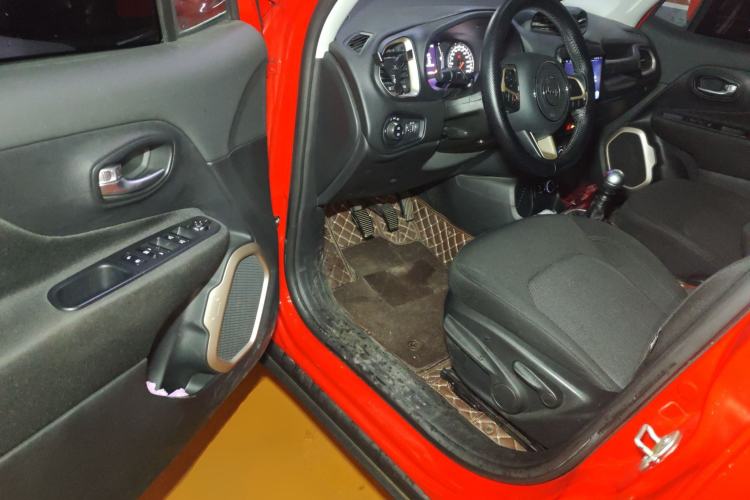 Used Jeep Renegade 2017 180T Manual Kinetic Edition