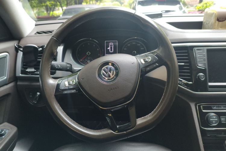 Used Volkswagen Teramont 2017 330TSI Two-Wheel-Drive Luxury Edition Steering Wheel
