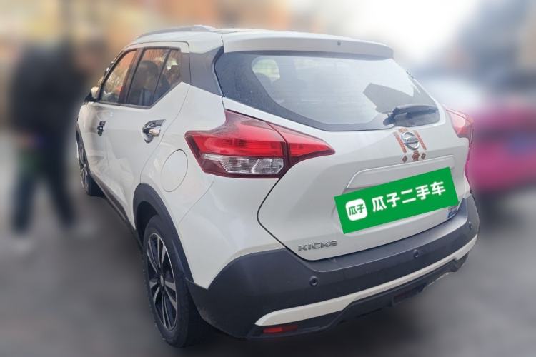 Used Nissan Kicks 2018 1.5L CVT Smart Connect Luxury Edition
