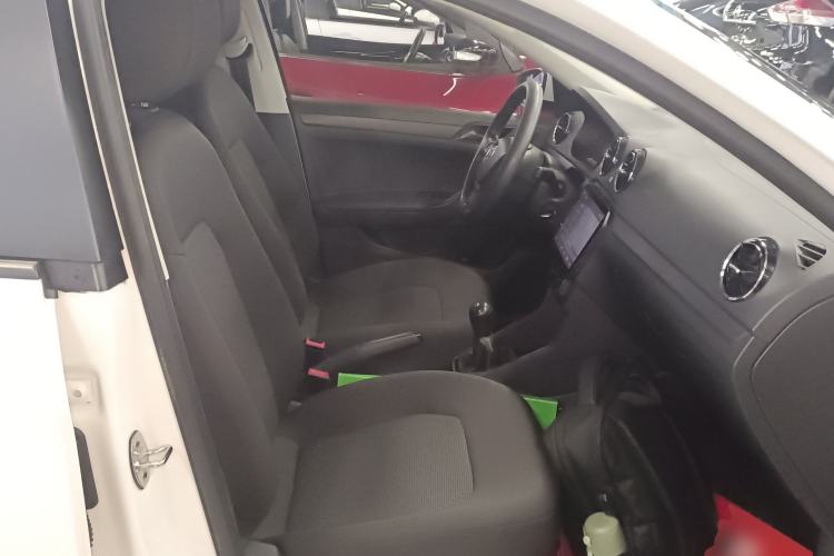 Used Volkswagen Jetta 2017 1.4L Manual Fashion Edition