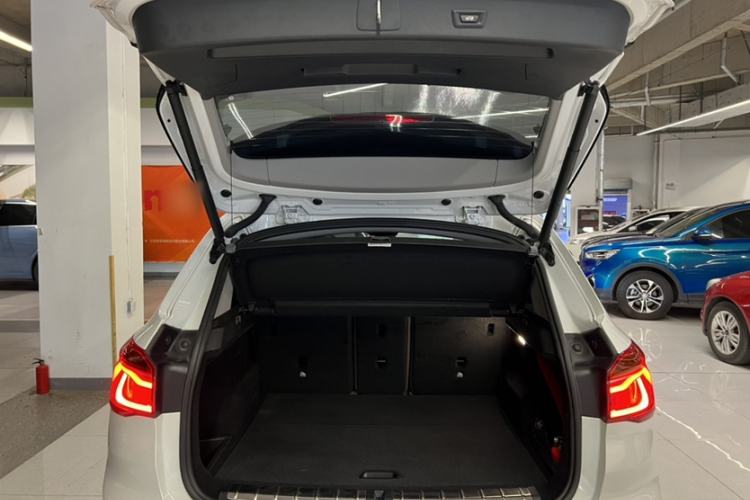 Used BMW X1 2018 sDrive18Li Luxury Model Trunk