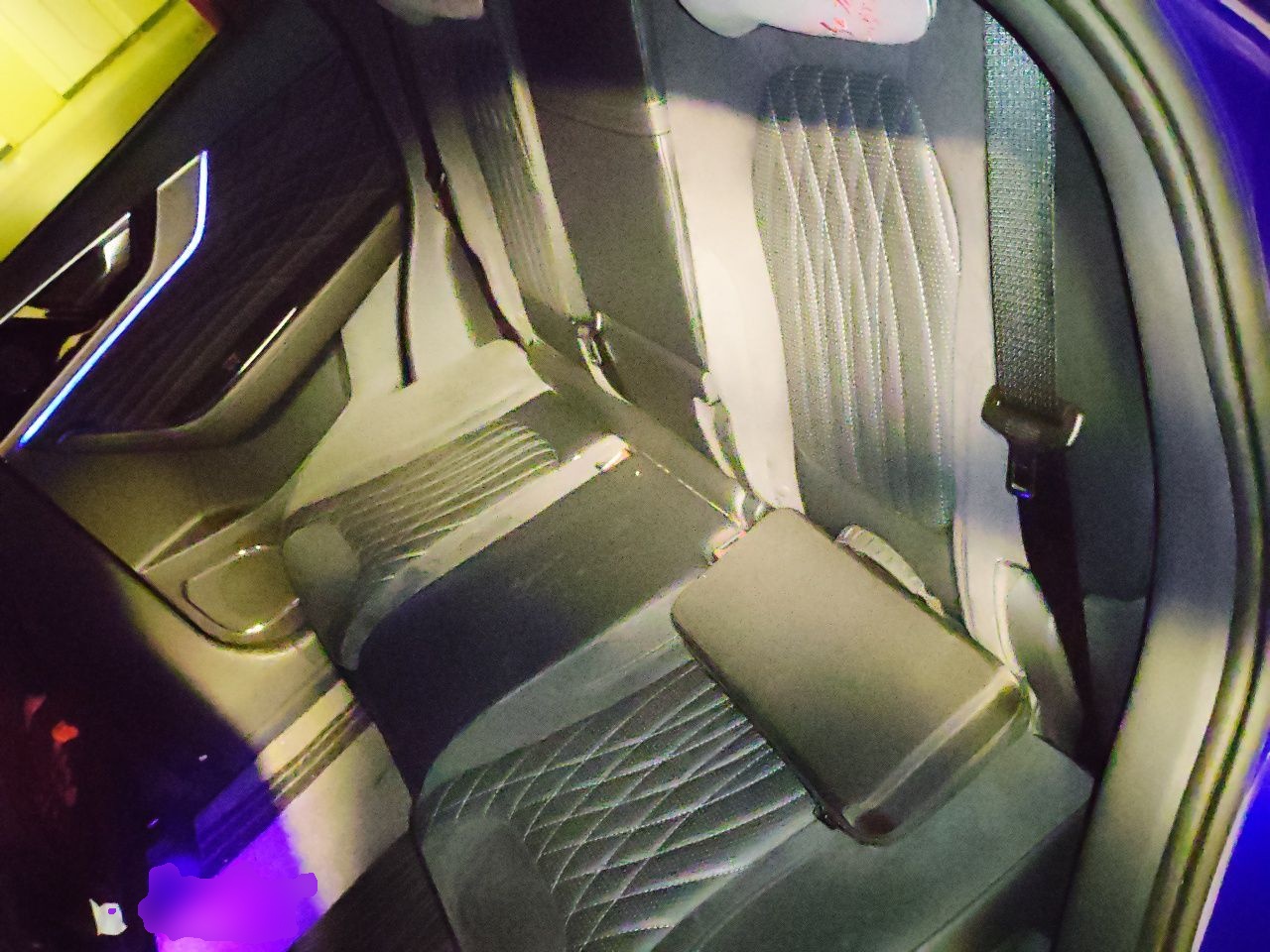 Hongqi HS5 2022 Revised Version 2.0T Smart Connect Flagship Edition — снимка 17