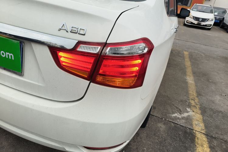 Used Dongfeng Aeolus A60 2016 1.6L DCT Luxury Version Right Rear Taillight