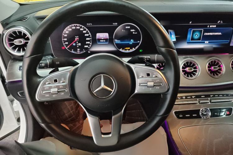 Used Mercedes-Benz CLS 2018 CLS 300 Luxury Model
