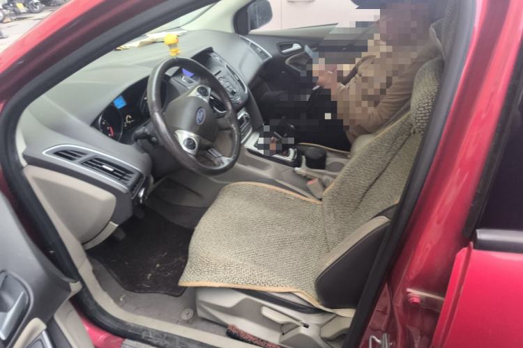 Used Ford Focus 2012 Hatchback 1.6L Manual Fashion Edition
