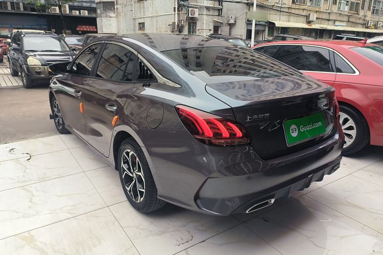 Used MG 5 2022 180 DVVT CVT Youth Luxury Edition
