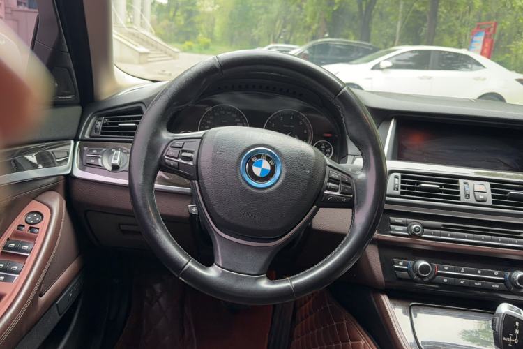 Used BMW 5 Series 2017 525Li Luxury Design Package Steering Wheel