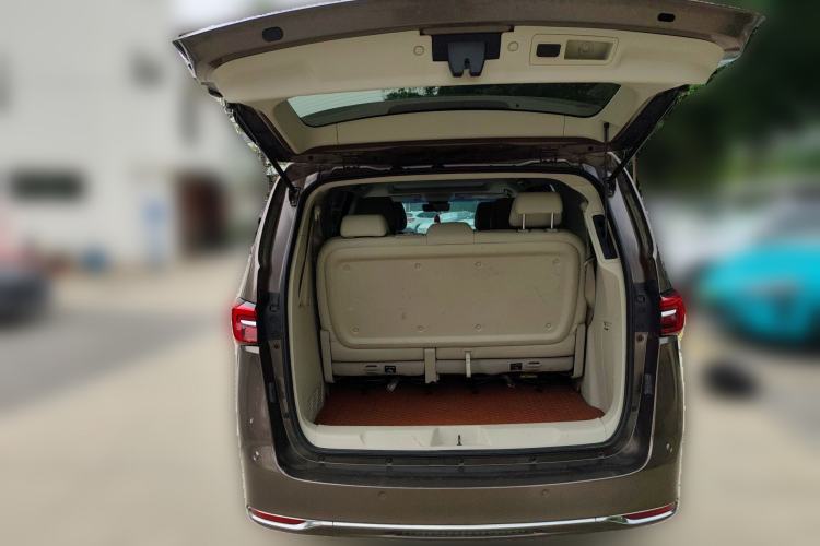 Used Buick GL8 2020 Land Business Class 652T Premium Model Trunk