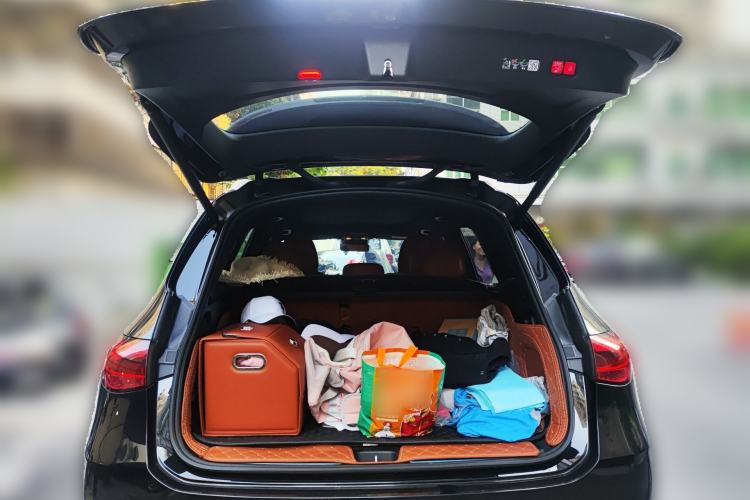 Used Mercedes-Benz GLC 2024 GLC 300 L 4MATIC Dynamic Edition 5-seater