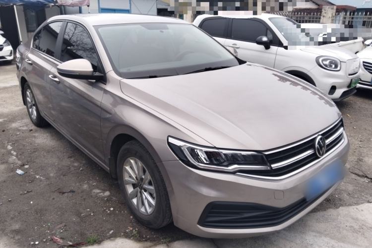 Used Volkswagen Bora 2021 1.5L Automatic Fashionable Smart Connectivity Version Front Right 45 Deg