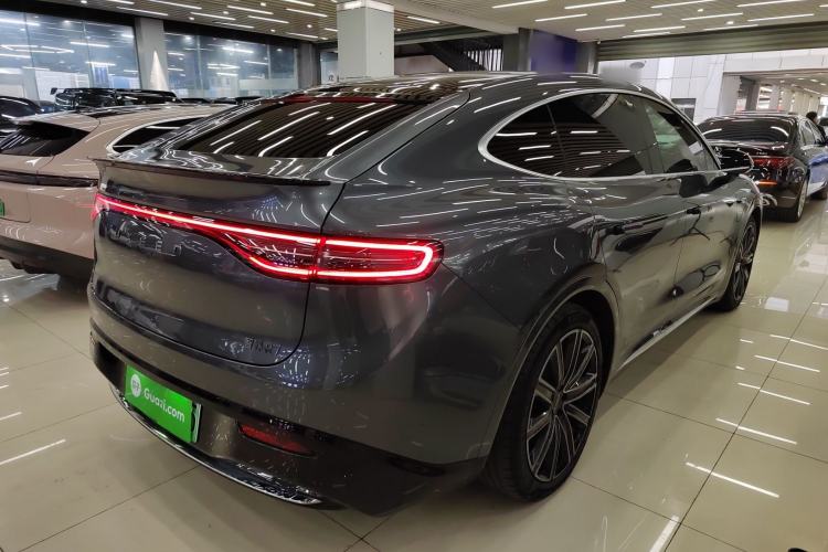 Used Hima Luxeed R7 2024 All-Electric 802 km Max Rear Right 45 Deg