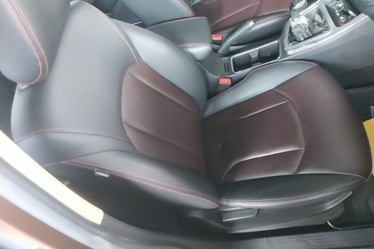 Used Baojun 560 2015 1.8L manual luxury version