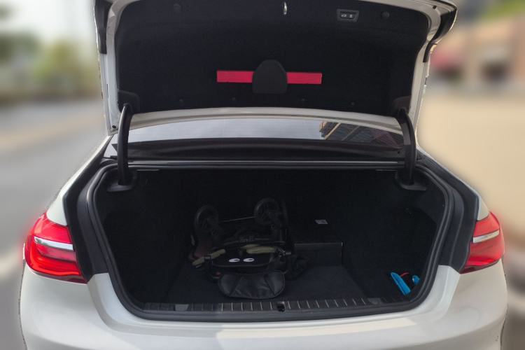 Used BMW 7 Series 2016 730Li Leading Model
