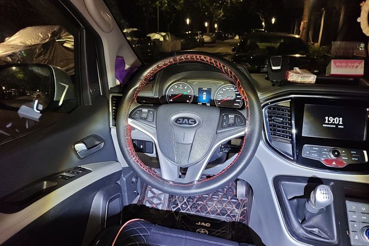 Used JAC Refine M4 2018 1.5T Manual Hybrid Luxury Version