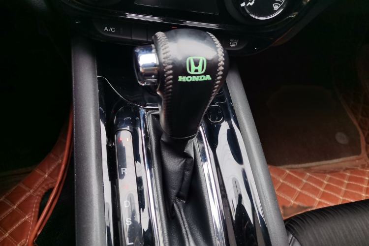 Used Honda Vezel 2020 1.5L CVT Pioneer Edition