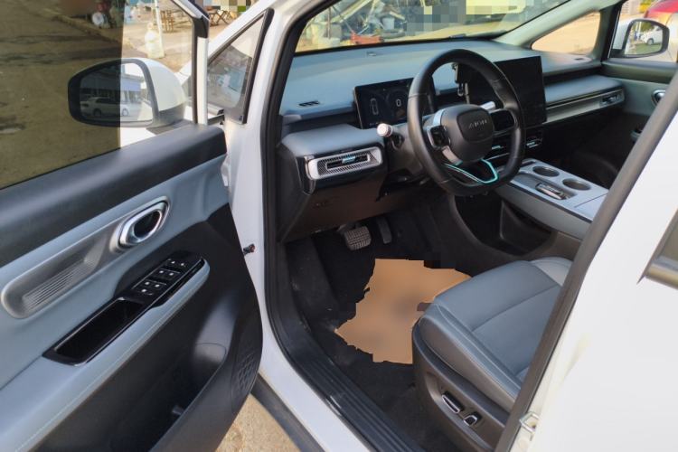 Used AION Y 2023 Plus 510 Smart Edition
