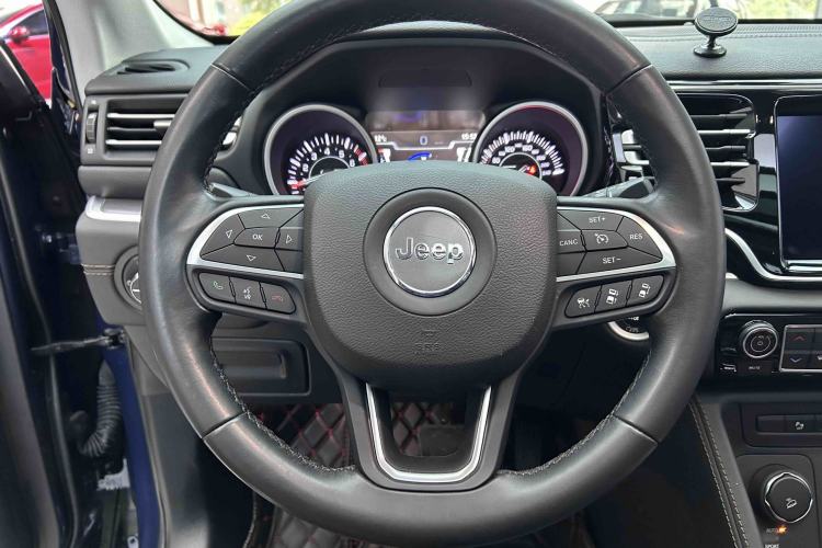 Used Jeep Grand Commander 2018 2.0T Four-Wheel Drive Smart Enjoyment Version China V Emission Standard