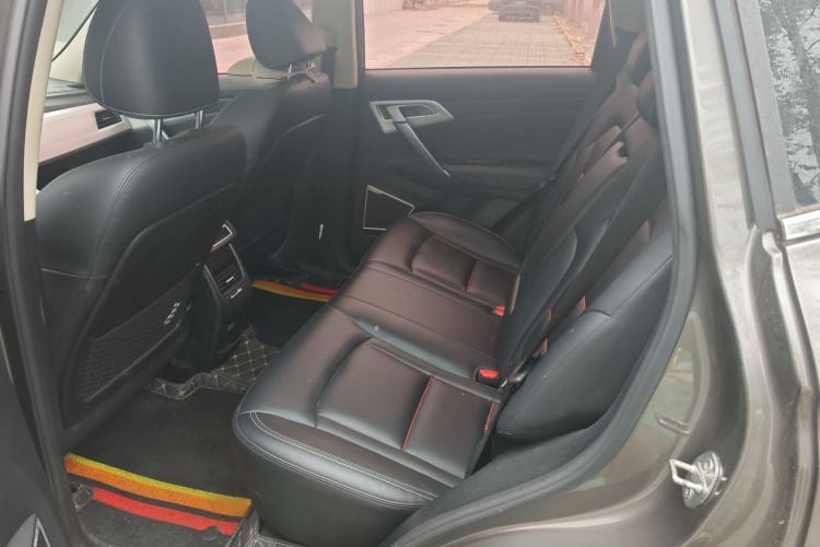 Used Geely Auto Emgrand X7 Sport 2018 1.8TD Automatic Two-Wheel Drive Smart Connect 4G Internet Edition