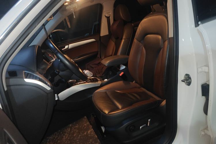 Used Audi Q5 2018 Collector's Edition 40 TFSI Technology Model