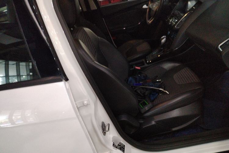 Used Ford Focus 2018 Sedan Classic 1.6L Automatic Trendy SmartDrive Edition
