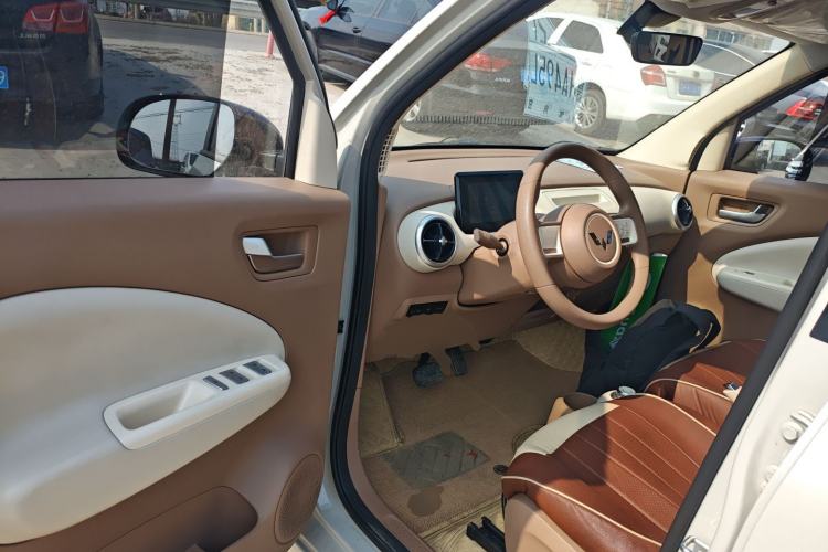 Used Wuling Hongguang MINIEV 2025 Four-Door Version Advanced Edition
