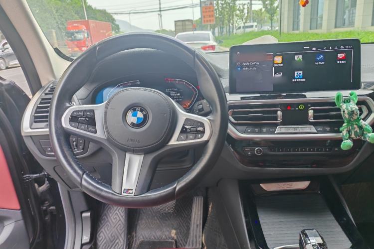 Used BMW X3 2022 xDrive25i M Sport Package Steering Wheel